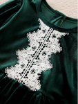 green velvet dress for girls, Maya dress, elegant dress, special occasions, velvet texture, puff sleeves, lace appliqué, girls fashion