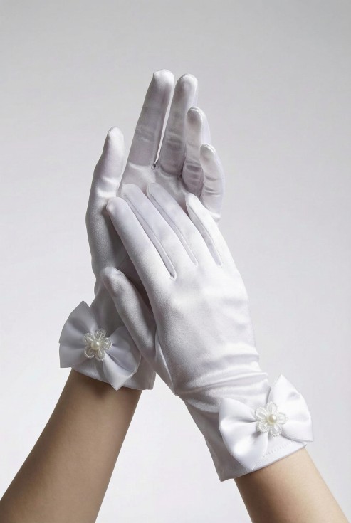 Pearl Communion gloves UK, satin Communion gloves, elegant Communion accessories UK, girl's First Holy Communion, special occasion gloves UK, pearl adorned gloves, Communion dress gloves