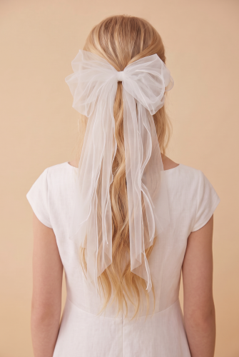 Elegant Tulle Bow Hair Clip – Perfect Accessory for Girls’ Special Occasions