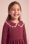 Estera burgundy dress for girls – top with the white lace collar, front view